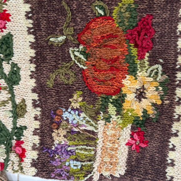 Brown vintage cardigan with floral - Picture 5 of 9